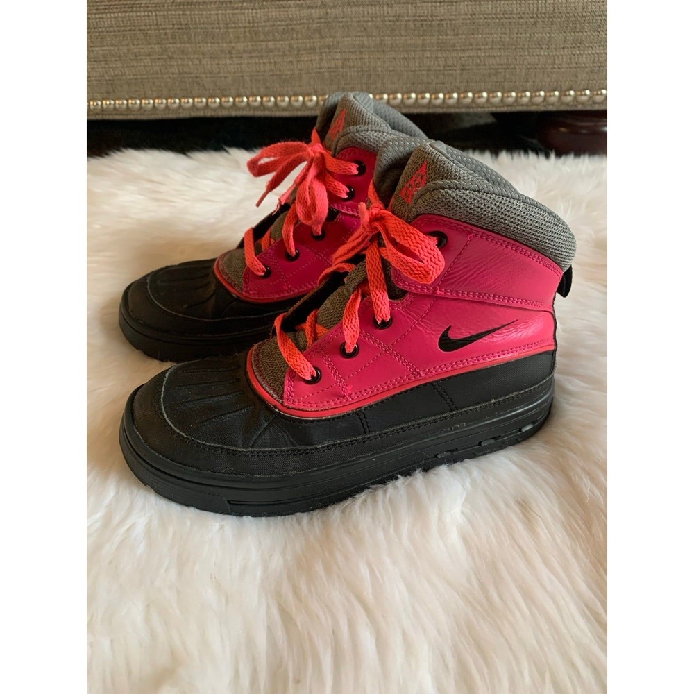 Nike boots